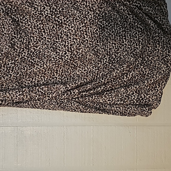 Cable & Gauge ladies top - Picture 3 of 5